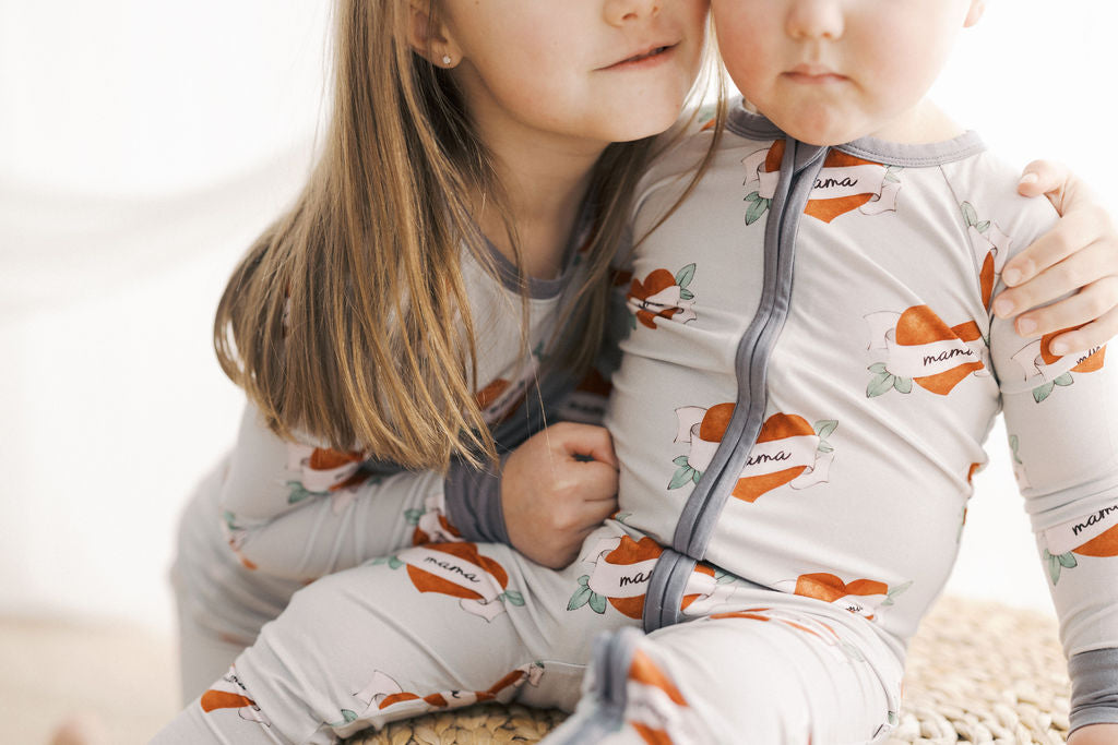 Mama Tattoo Hearts 2.0 Zipper Lounger